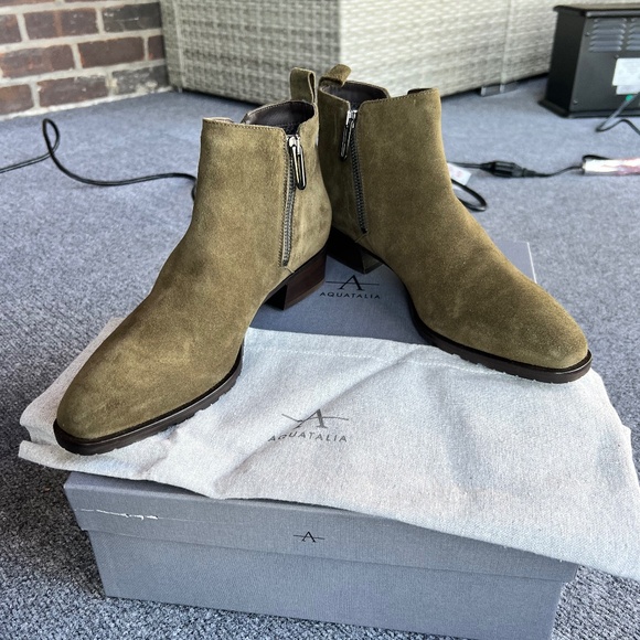 New Aquatalia Fantina Womens Weatherproof Herb Suede Bootie Size 9M